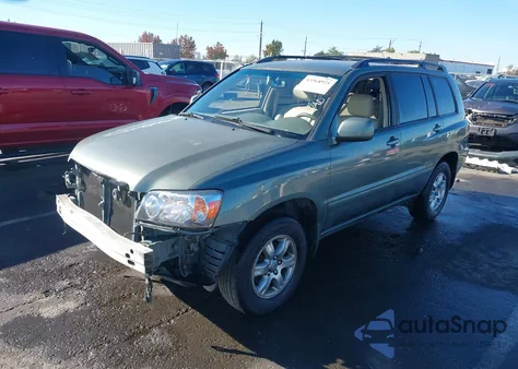 2005 Toyota Highlander V6 from USA, damaged, VIN JTEEP21A150118307